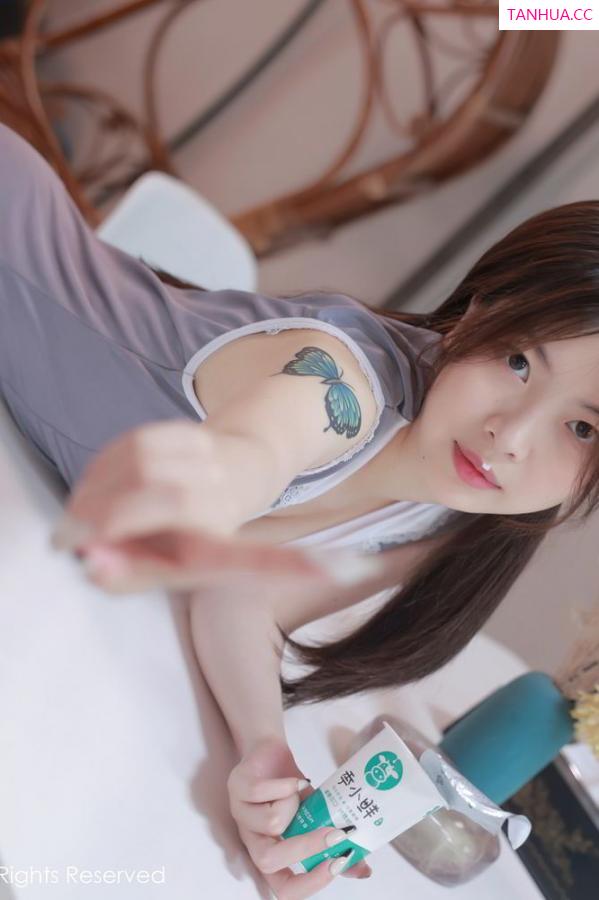 明日花桃桃  清新美女明日花桃桃 温柔可人的小女仆第11张图片